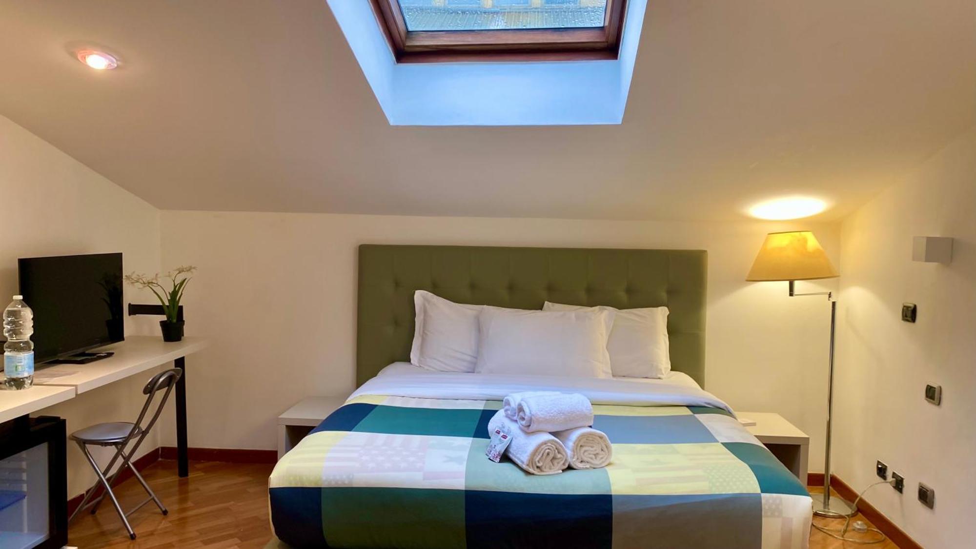 Attic Garden Hotel Roma Ngoại thất bức ảnh